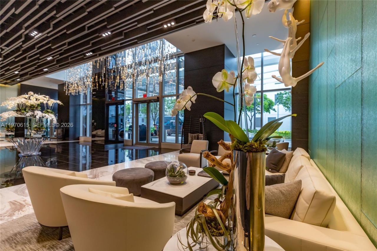 851 NE 1st Ave, Unit 2812, Miami, FL 33132 Photo