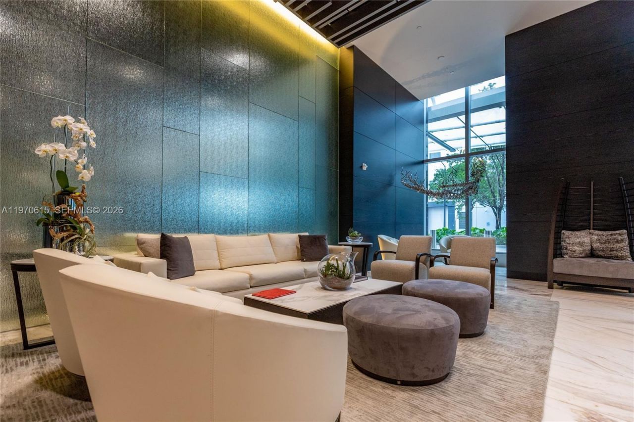 851 NE 1st Ave, Unit 2812, Miami, FL 33132 Photo