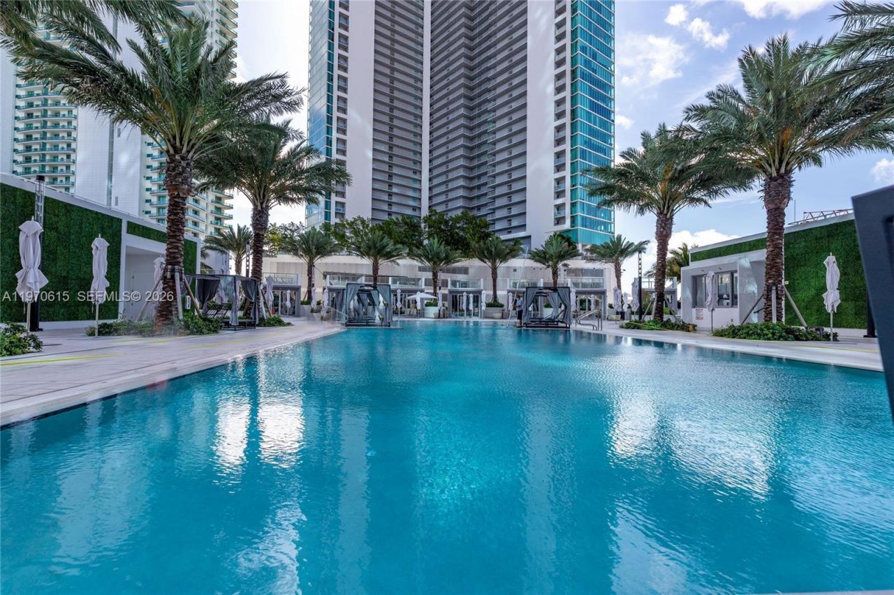 851 NE 1st Ave, Unit 2812, Miami, FL 33132 Photo