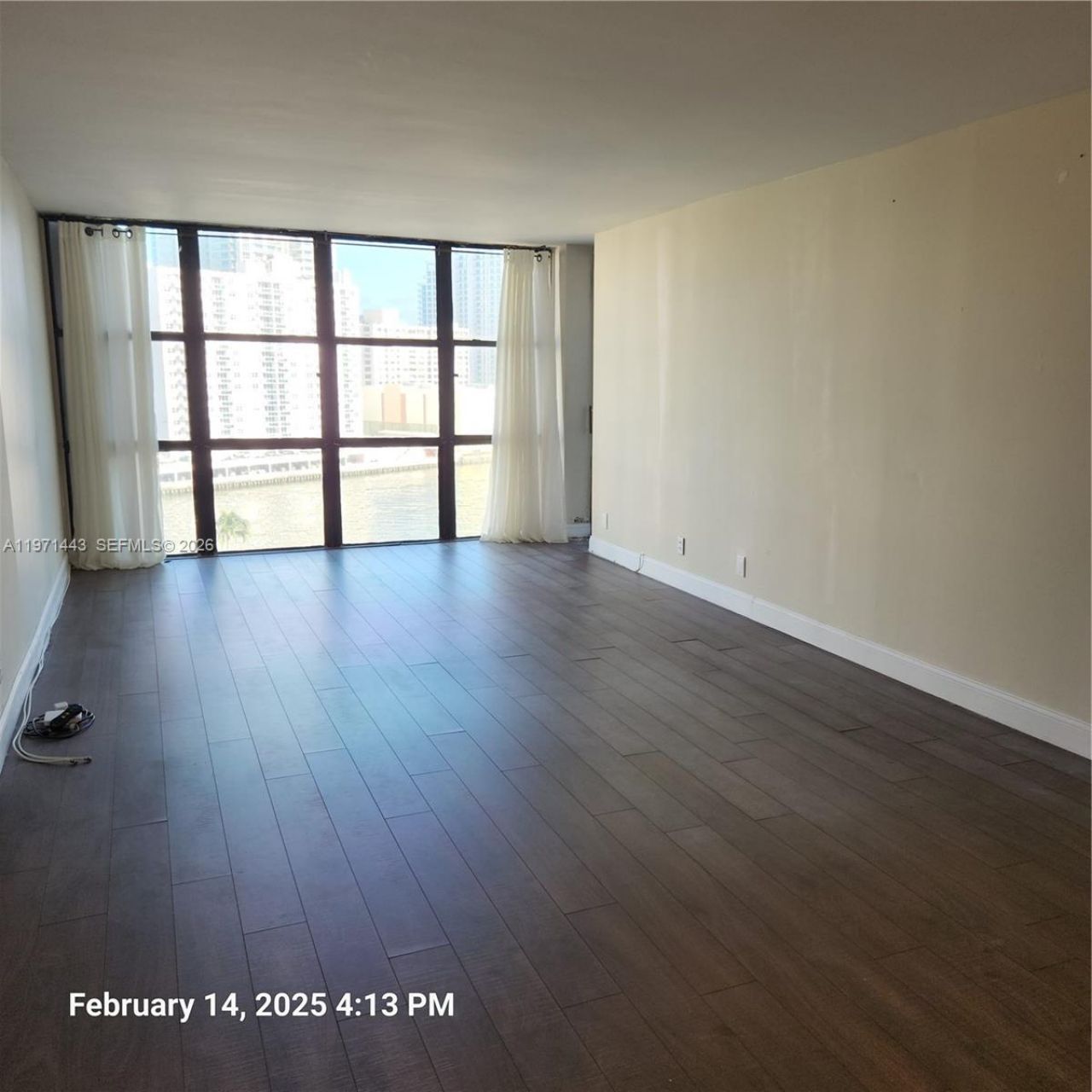 1000 Parkview Dr , Unit 1026, Hallandale Beach, FL 33009 Photo