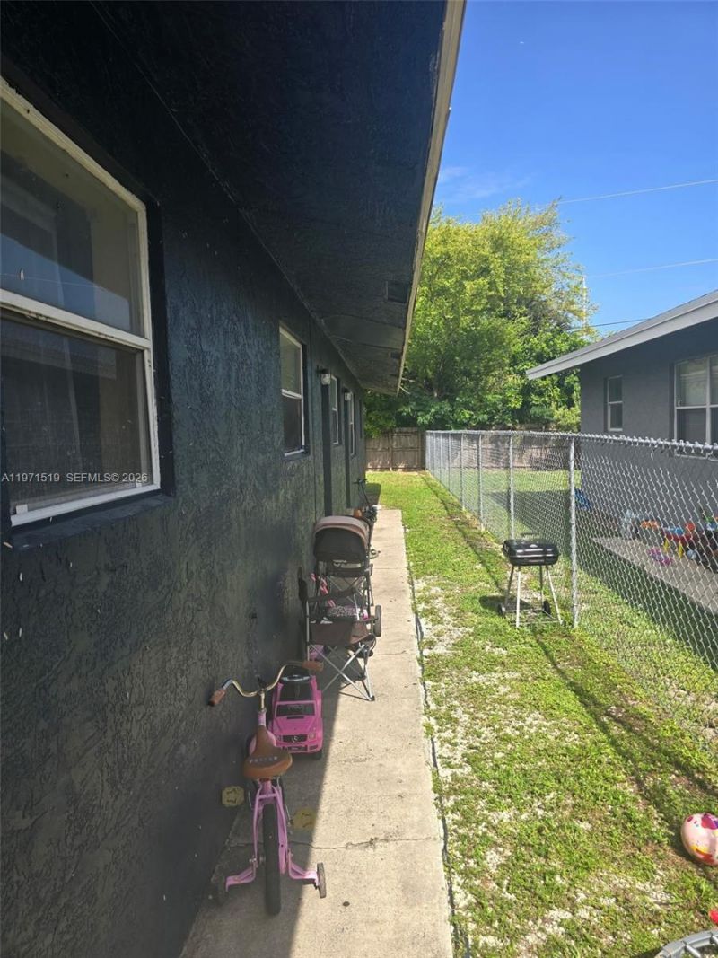 770 SW 2nd Ave, Deerfield Beach, FL 33441 Photo