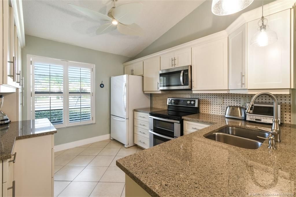 7852 SE Sugar Sand Circle, Hobe Sound, FL 33455 Photo