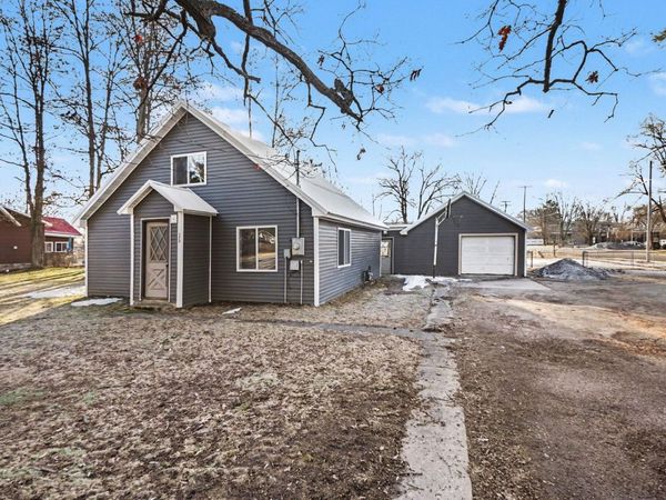 172 W Barton Street, Newaygo, MI 49337