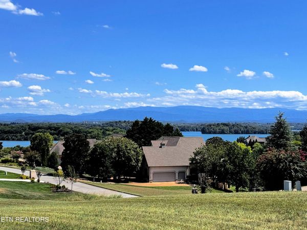 151 Gold Finch Lane, Vonore, TN 37885