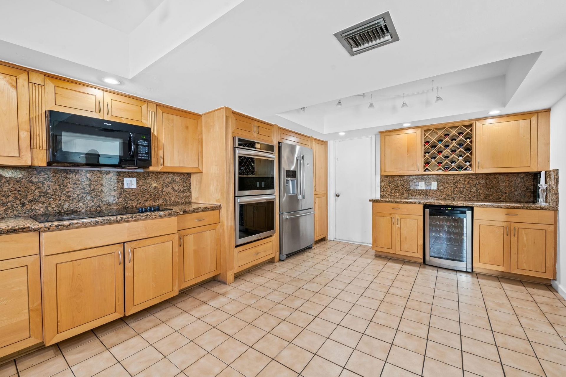 1031 NE 27th Avenue, Pompano Beach, FL 33062 Photo