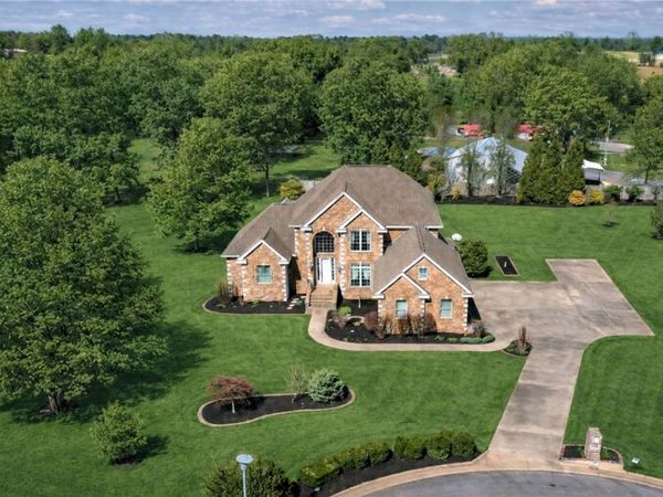 645 N Riding Ridge Lane, Fayetteville, AR 72704