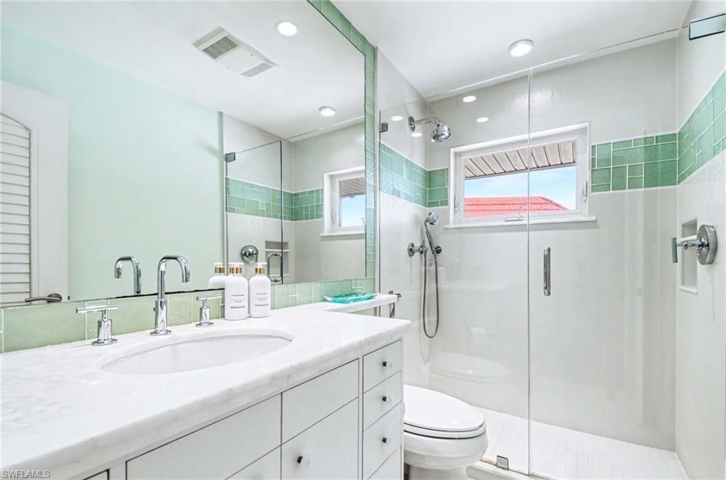 2206 Gulf Shore Blvd N, Unit G-2, Naples, FL 34102 Photo