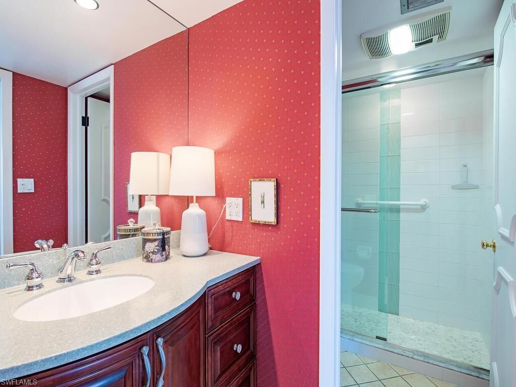 2900 Gulf Shore Blvd N, Unit 410, Naples, FL 34103 Photo