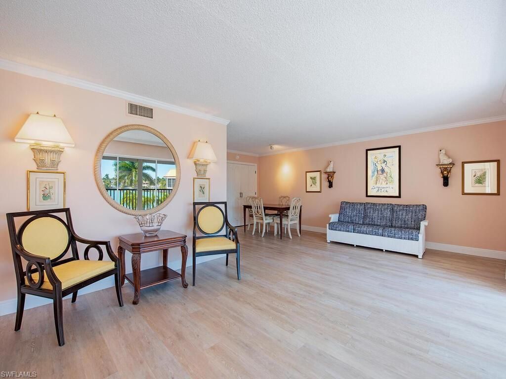 2900 Gulf Shore Blvd N, Unit 410, Naples, FL 34103 Photo