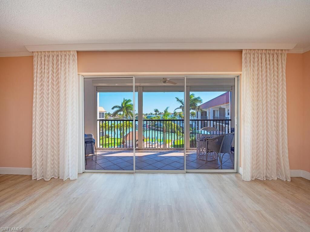 2900 Gulf Shore Blvd N, Unit 410, Naples, FL 34103 Photo