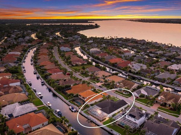 569 MAST DRIVE, BRADENTON, FL 34208