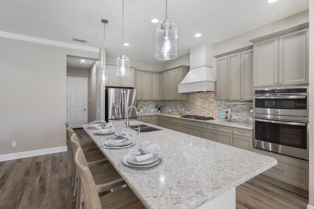 569 Mast Drive, Bradenton, FL 34208 Photo