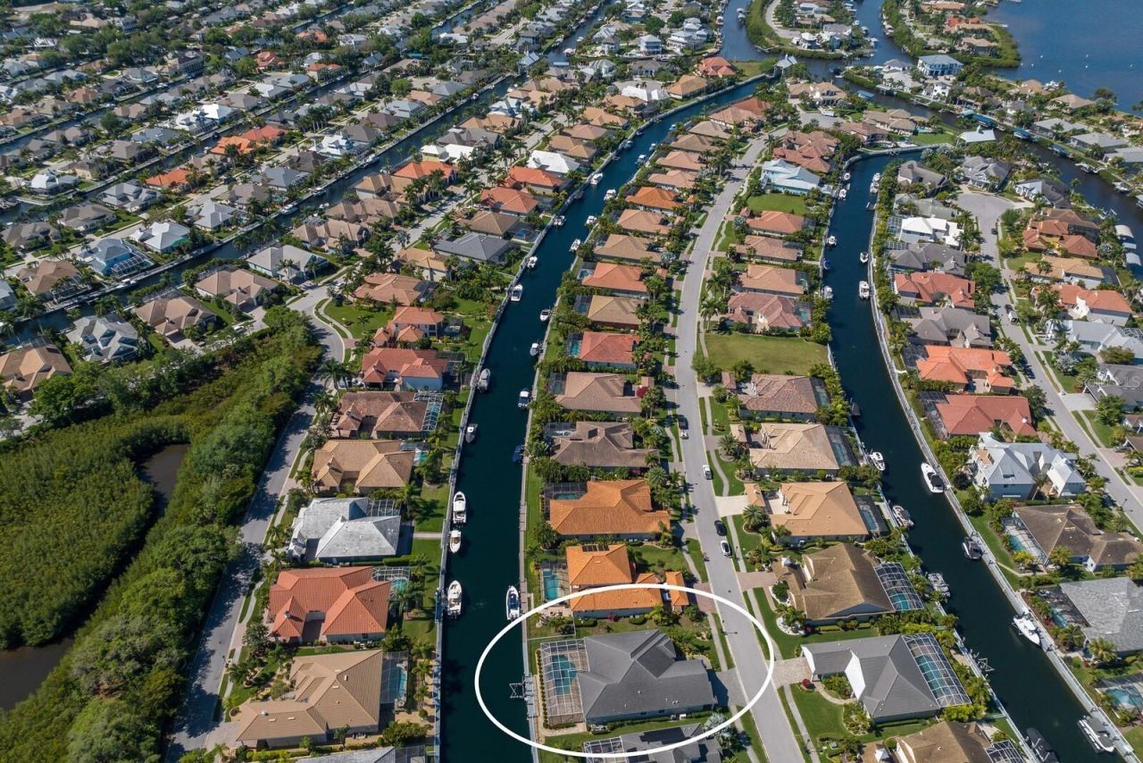 569 Mast Drive, Bradenton, FL 34208 Photo