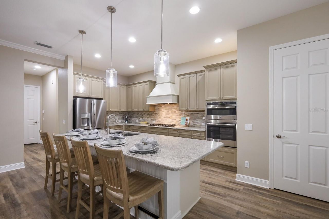 569 Mast Drive, Bradenton, FL 34208 Photo