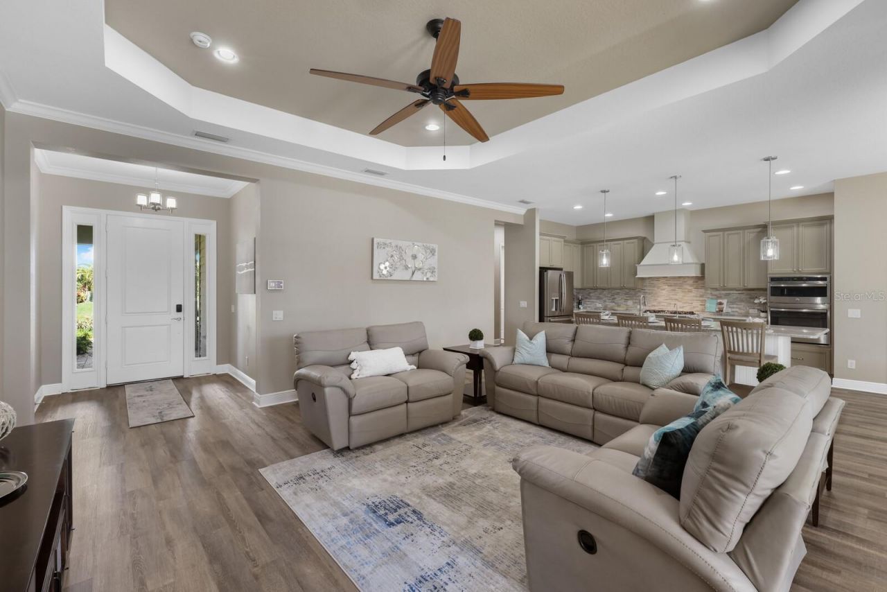 569 Mast Drive, Bradenton, FL 34208 Photo