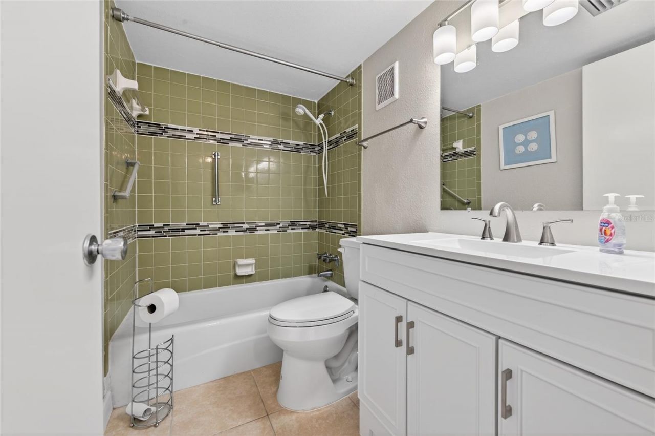 2711 N Halifax Avenue , Unit 695, Daytona Beach, FL 32118 Photo