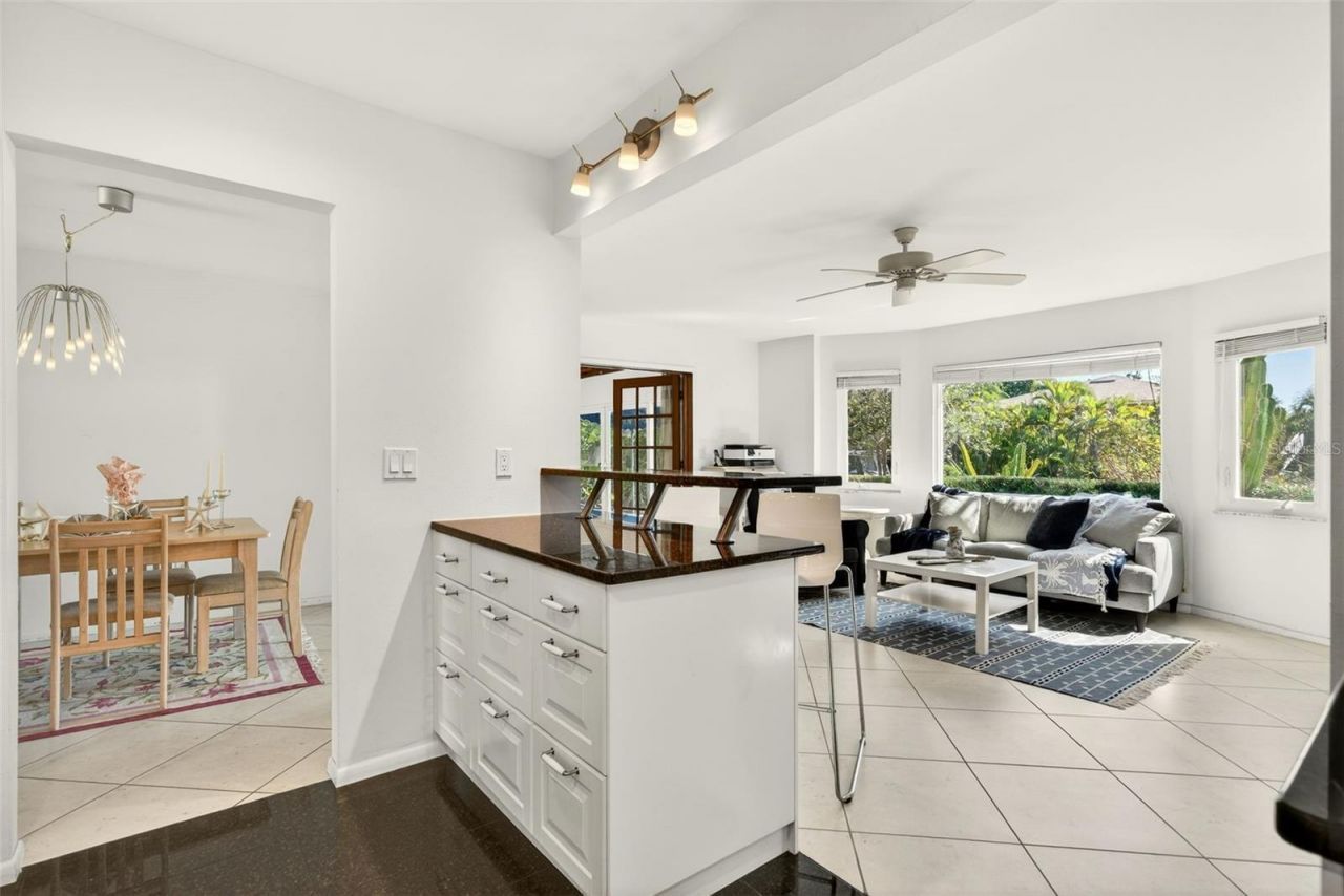 550 De Narvaez Drive, Longboat Key, FL 34228 Photo