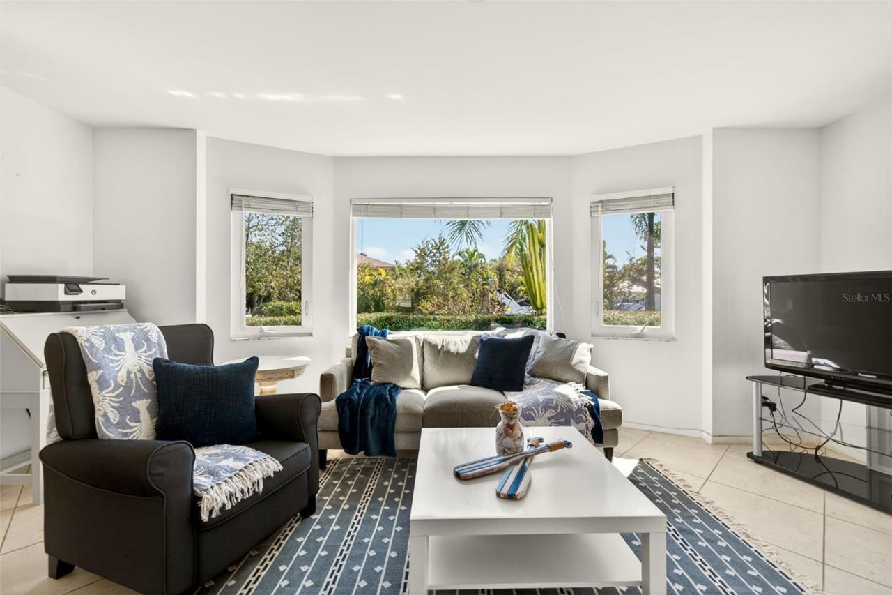 550 De Narvaez Drive, Longboat Key, FL 34228 Photo