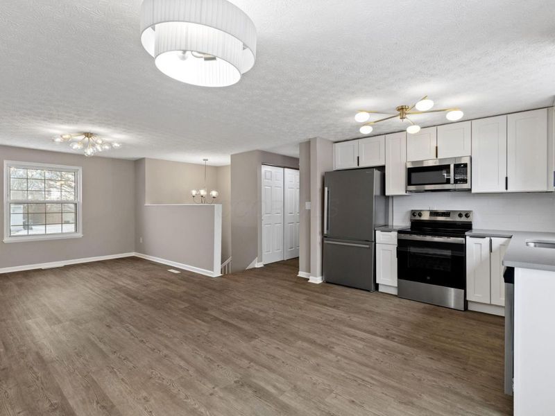 1213 Elm Park Circle, Galloway, OH 43119 Photo 10