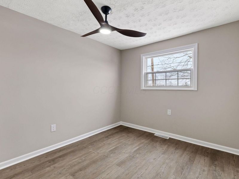 1213 Elm Park Circle, Galloway, OH 43119 Photo 13