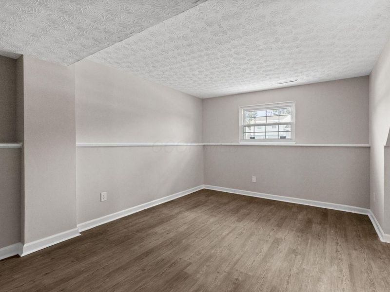 1213 Elm Park Circle, Galloway, OH 43119 Photo 18