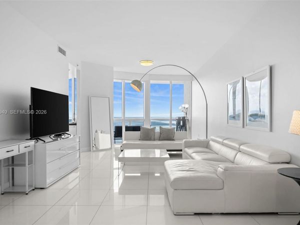 18201 Collins Ave , Unit 4709, Sunny Isles Beach, FL 33160