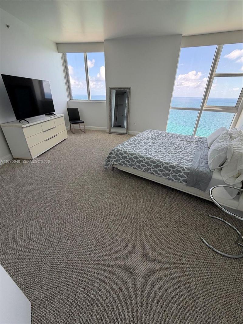 18201 Collins Ave, Unit 4709, Sunny Isles Beach, FL 33160 Photo