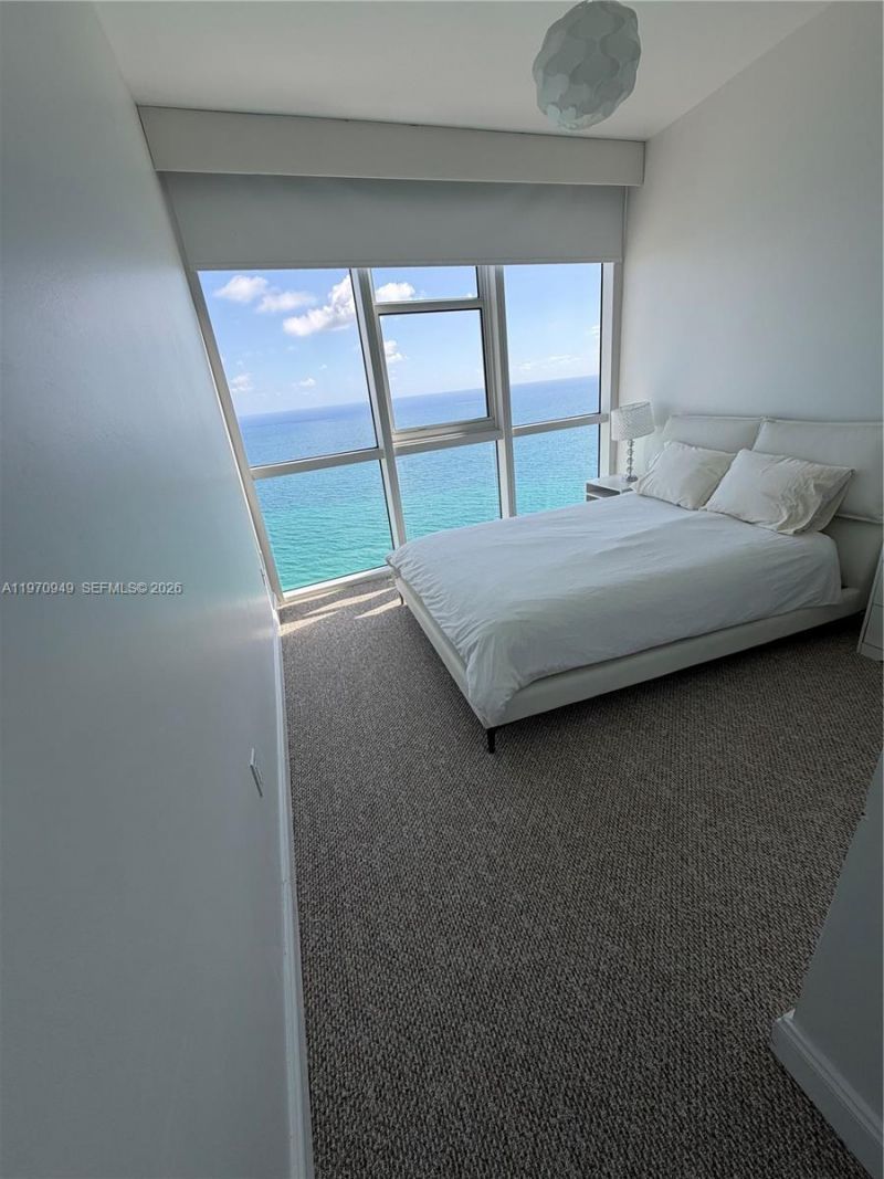 18201 Collins Ave, Unit 4709, Sunny Isles Beach, FL 33160 Photo