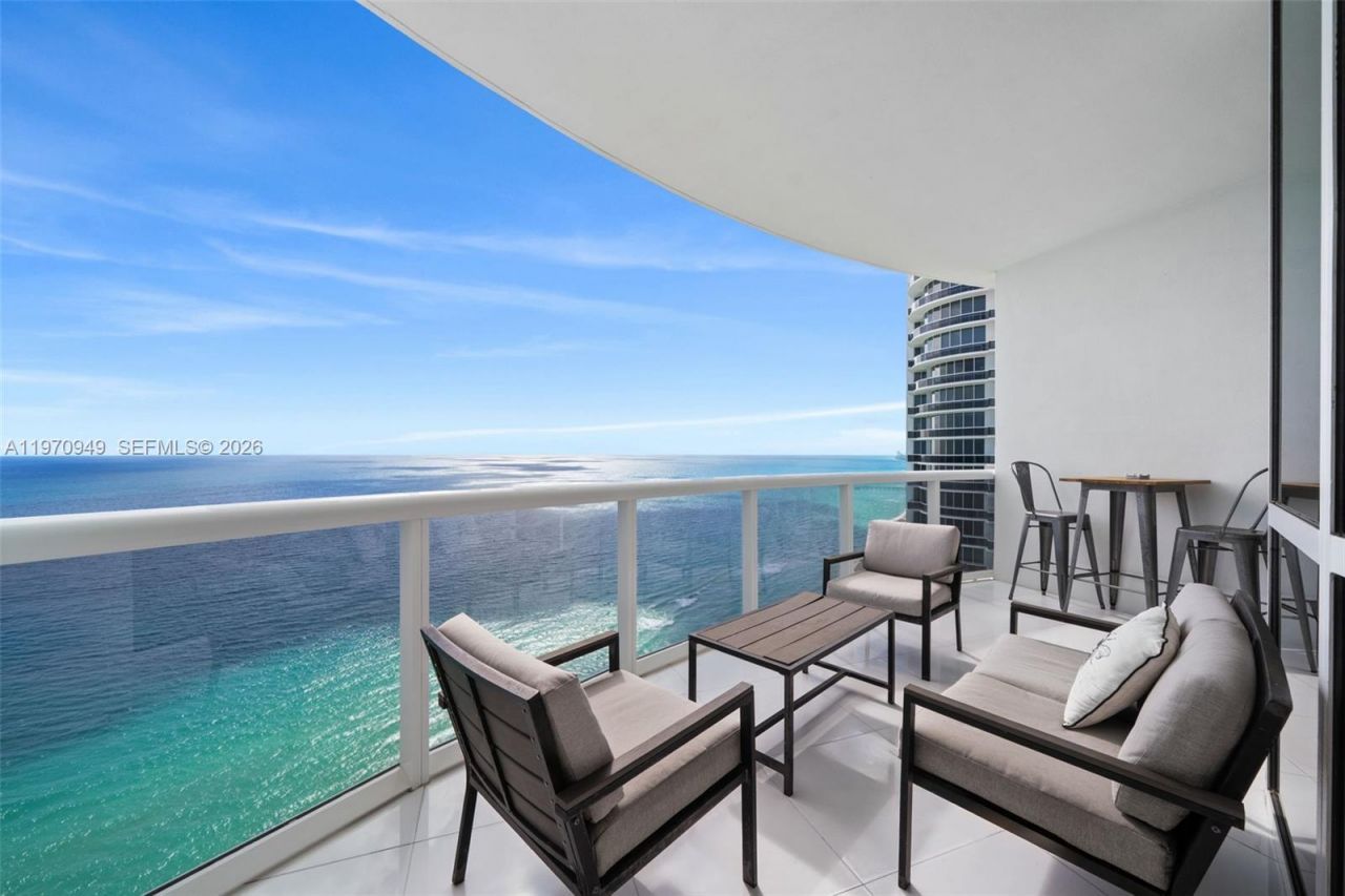 18201 Collins Ave , Unit 4709, Sunny Isles Beach, FL 33160 Photo
