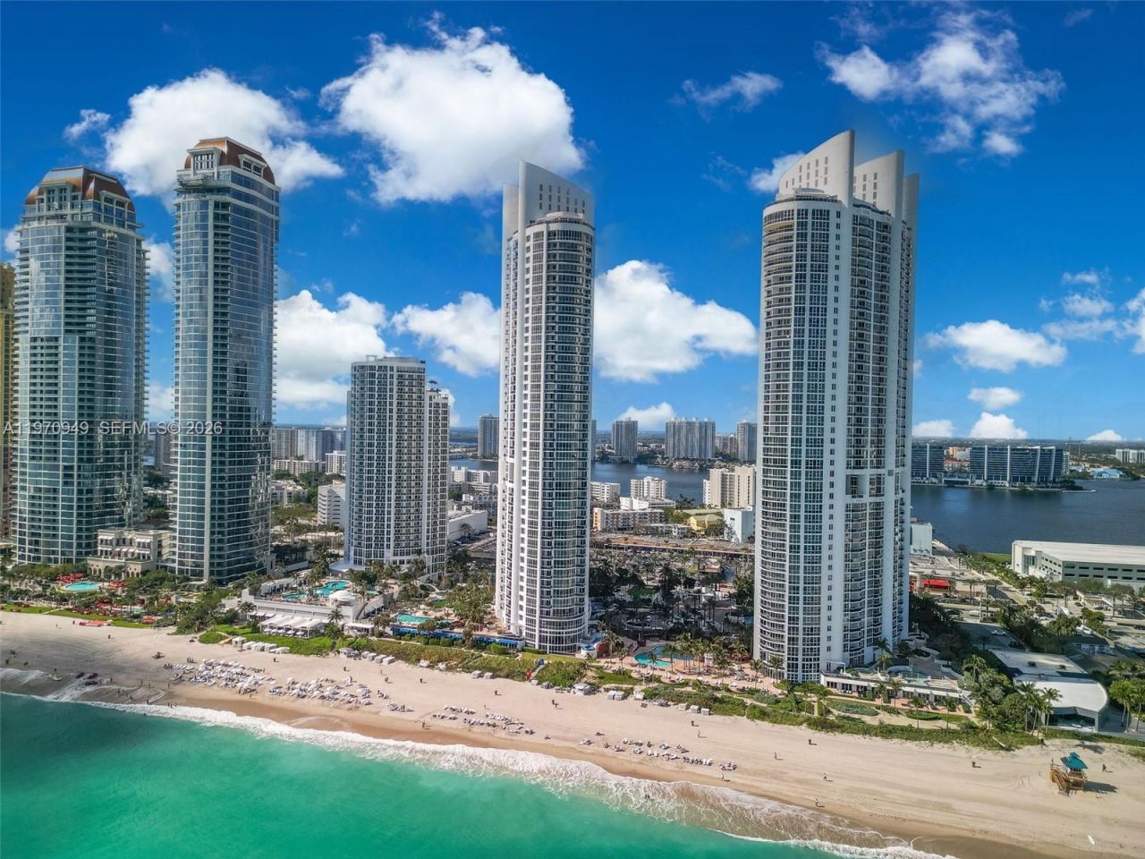 18201 Collins Ave , Unit 4709, Sunny Isles Beach, FL 33160 Photo