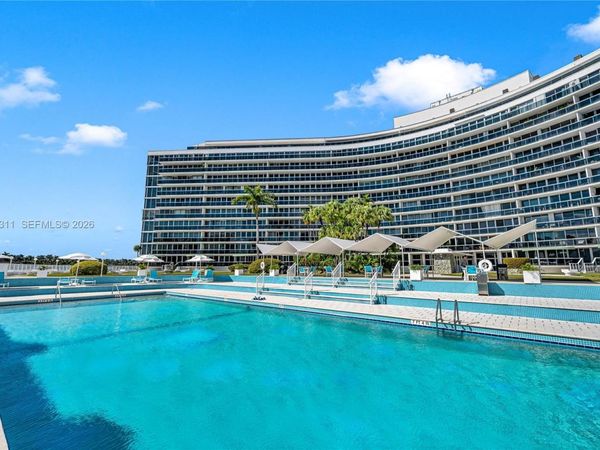 900 Bay Dr, Unit 1019, Miami Beach, FL 33141