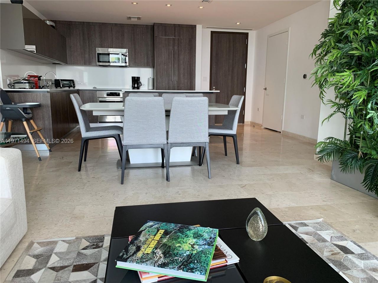 68 SE 6th St, Unit 3010, Miami, FL 33131 Photo