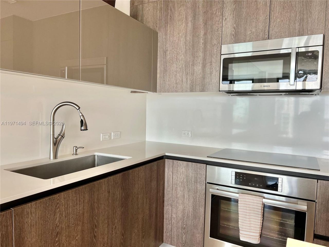 68 SE 6th St, Unit 3010, Miami, FL 33131 Photo