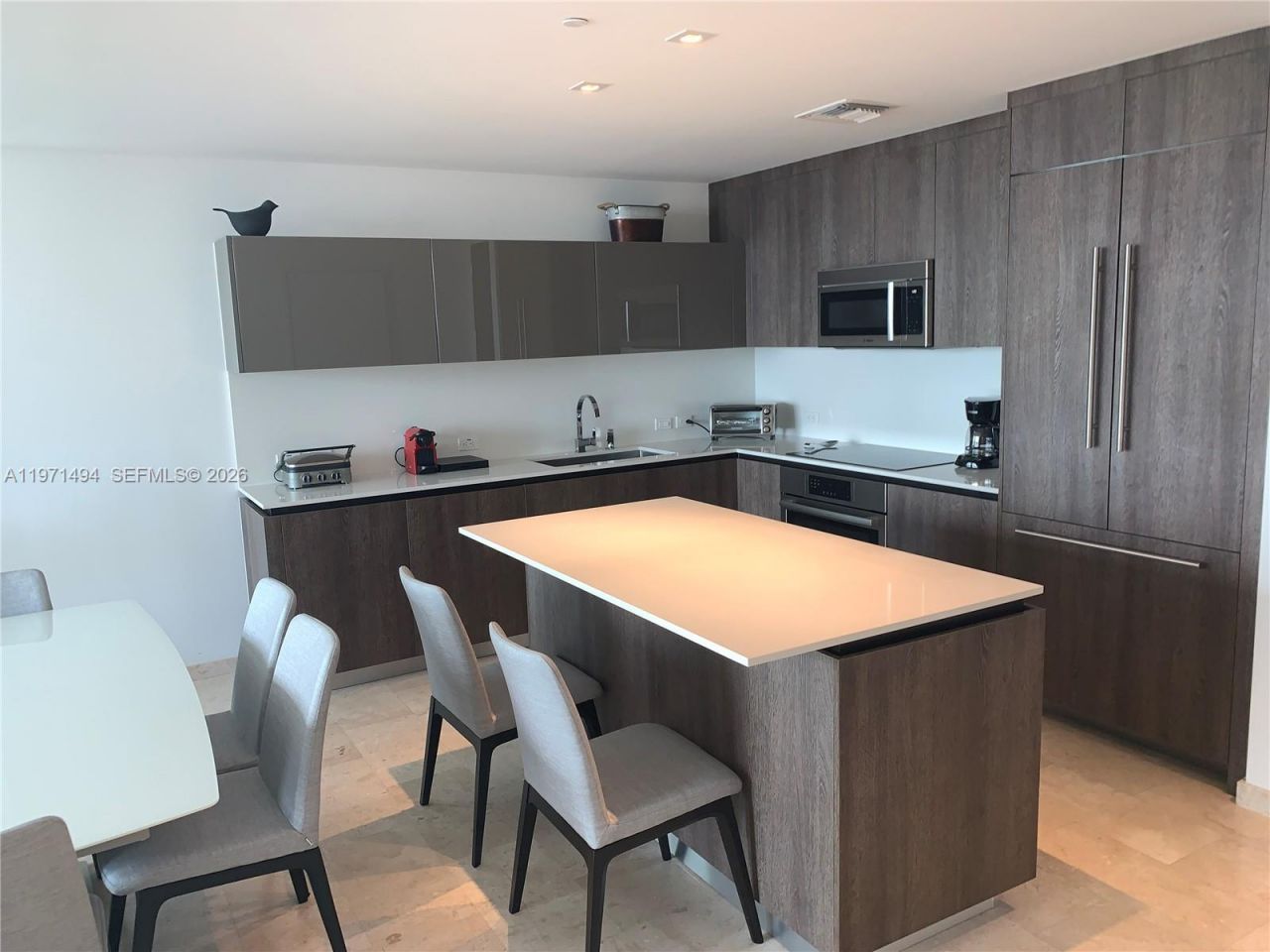 68 SE 6th St, Unit 3010, Miami, FL 33131 Photo