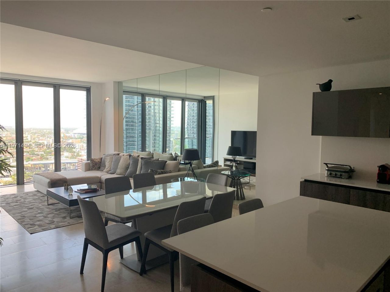 68 SE 6th St, Unit 3010, Miami, FL 33131 Photo