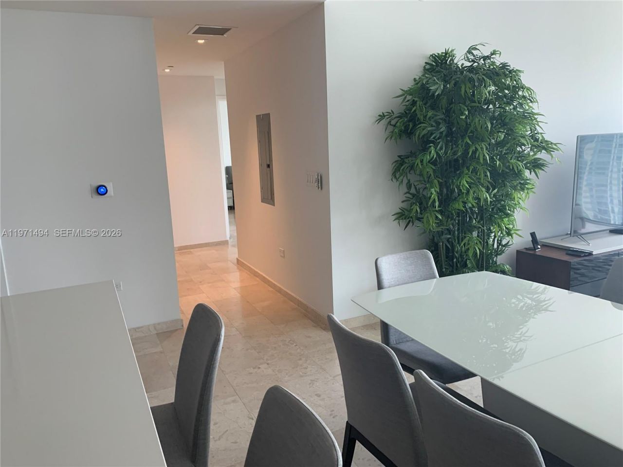 68 SE 6th St, Unit 3010, Miami, FL 33131 Photo