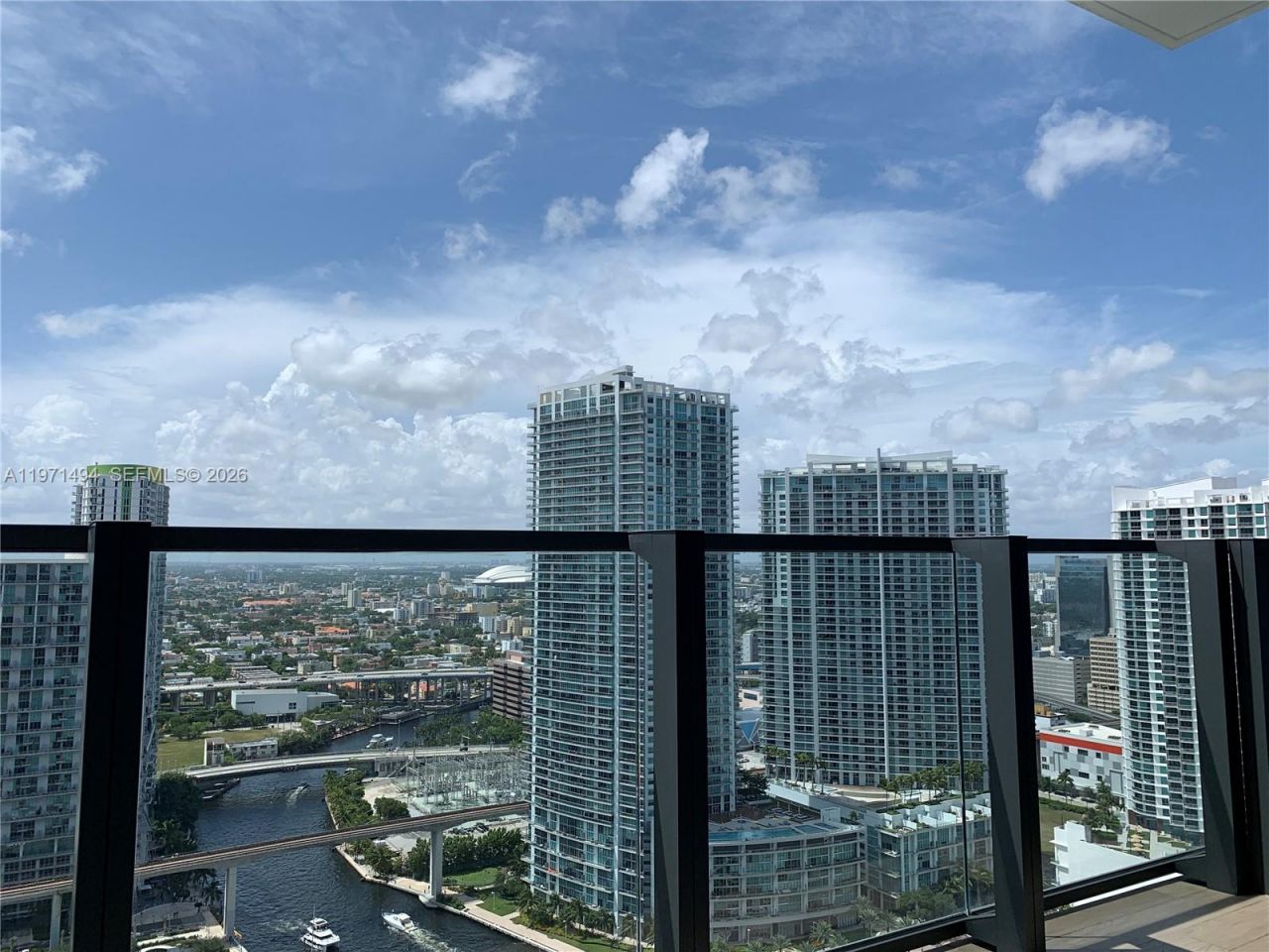 68 SE 6th St, Unit 3010, Miami, FL 33131 Photo