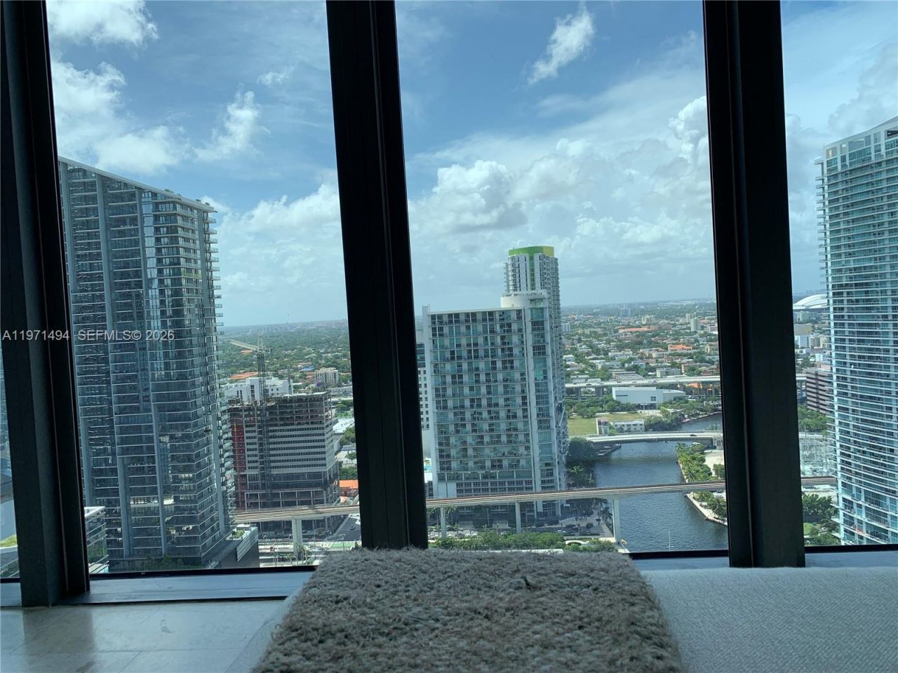 68 SE 6th St, Unit 3010, Miami, FL 33131 Photo