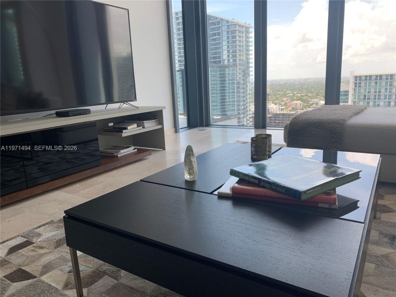 68 SE 6th St, Unit 3010, Miami, FL 33131 Photo
