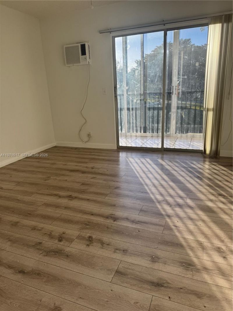 200 SW 132nd Way , Unit 207L, Pembroke Pines, FL 33027 Photo