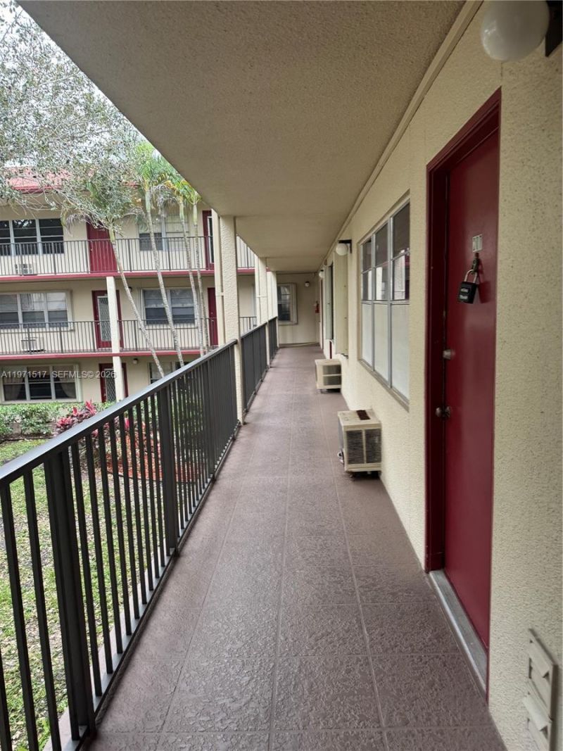 200 SW 132nd Way , Unit 207L, Pembroke Pines, FL 33027 Photo