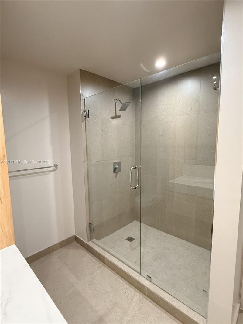 11 NE 6th, Unit 1905, Miami, FL 33132 Photo