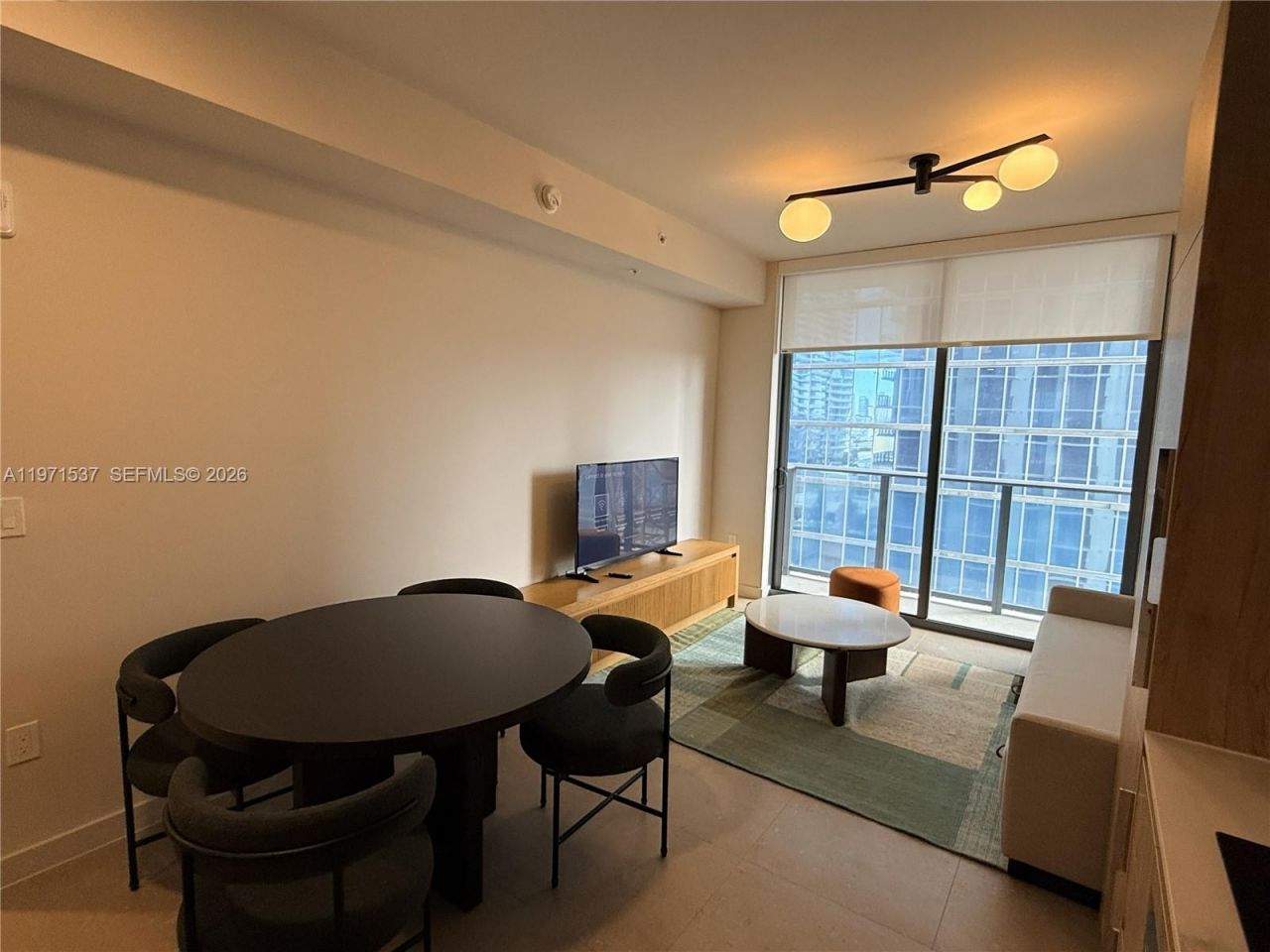 11 NE 6th, Unit 1905, Miami, FL 33132 Photo