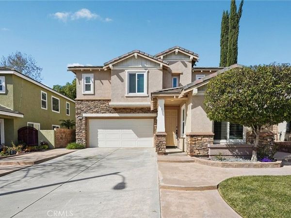 28643 Silverking, Saugus, CA 91390