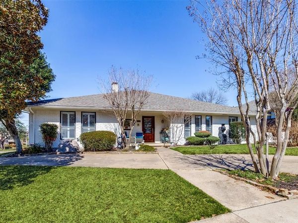 8721 Lacrosse Drive, Dallas, TX 75231