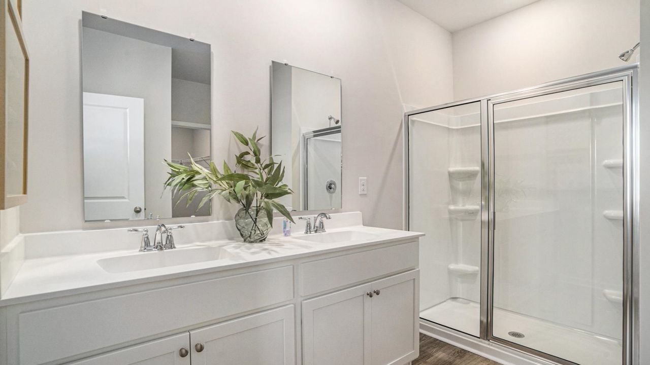 2725 Riverboat Way  Photo 16