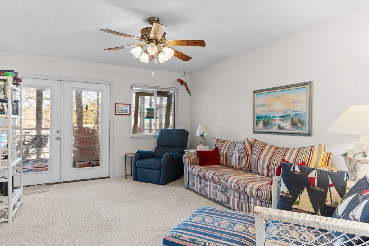 712 South Dogwood Dr. Photo 10