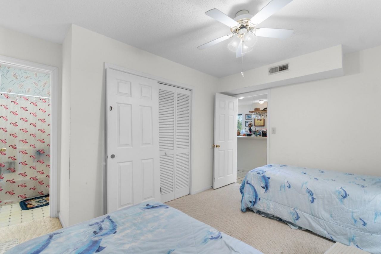 712 South Dogwood Dr. Photo 21