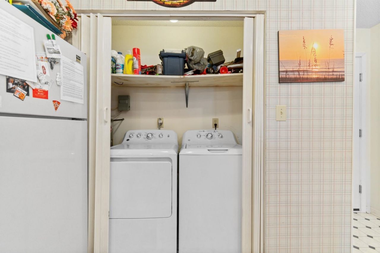 712 South Dogwood Dr. Photo 24