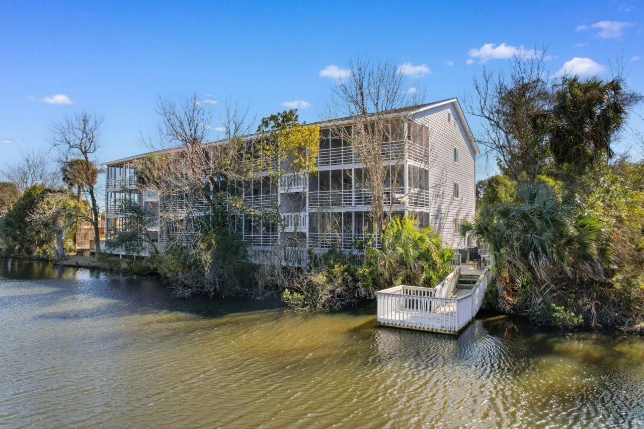 712 South Dogwood Dr. Photo 30